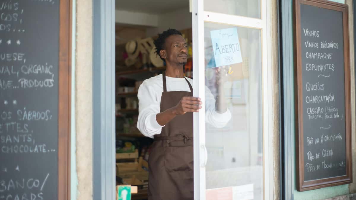 Dumpster on wheel/ junk removal